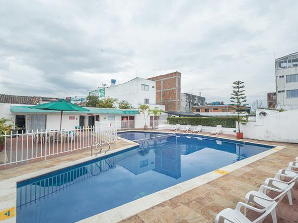 Hotel Calamo Plaza Піталіто Екстер'єр фото